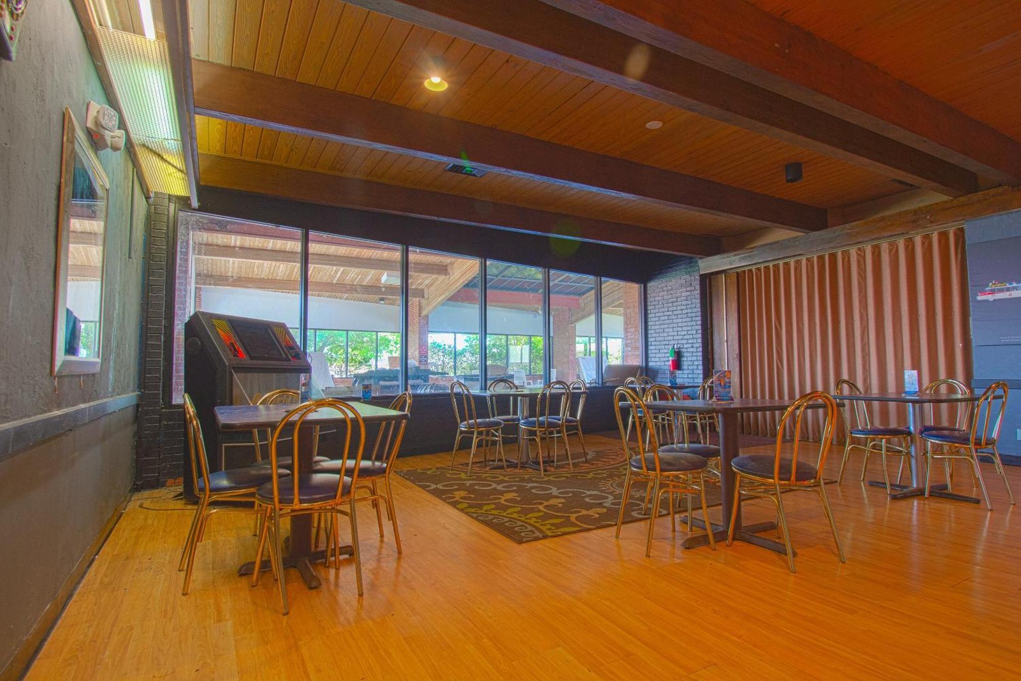 American Best Inn By Oyo I-35 Perry Near Lake Mcmurtry Ngoại thất bức ảnh